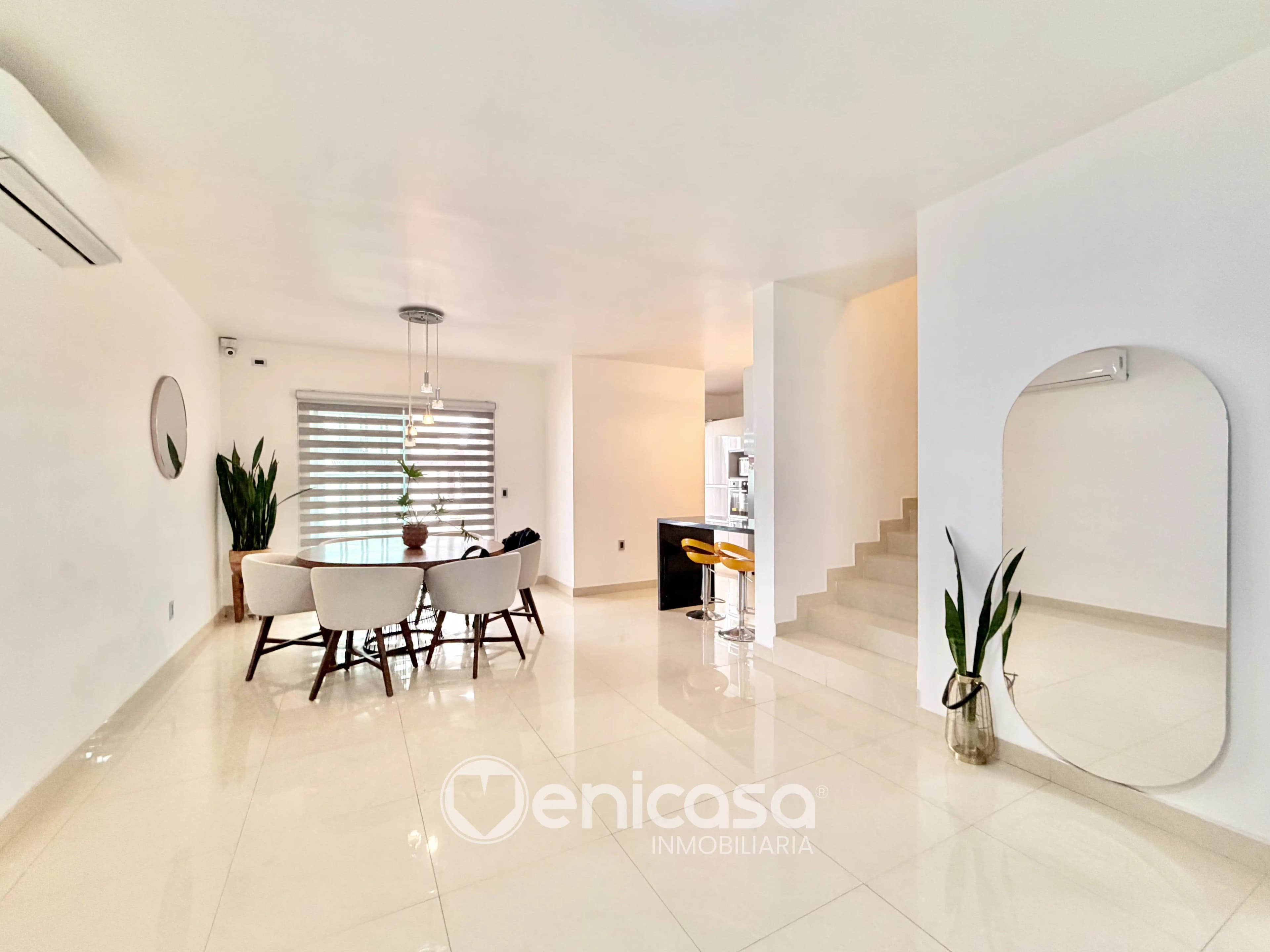 Villa California
